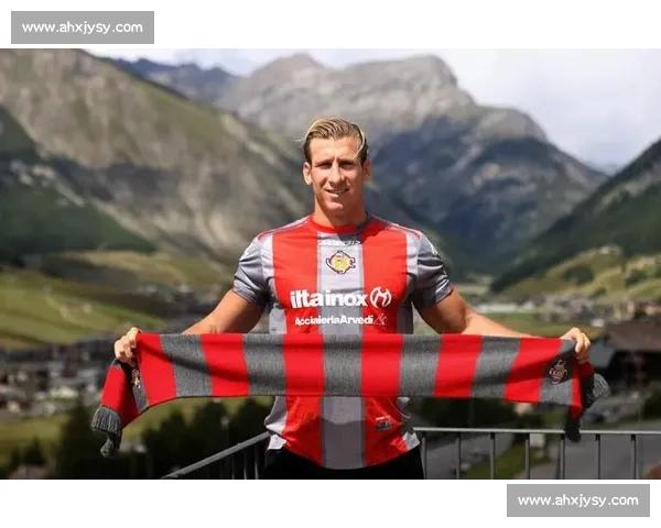 迪弗朗西斯科重返莱切执教,签约两年开启新征程 迪弗朗西斯科重返莱切执教,签约两年开启新征程