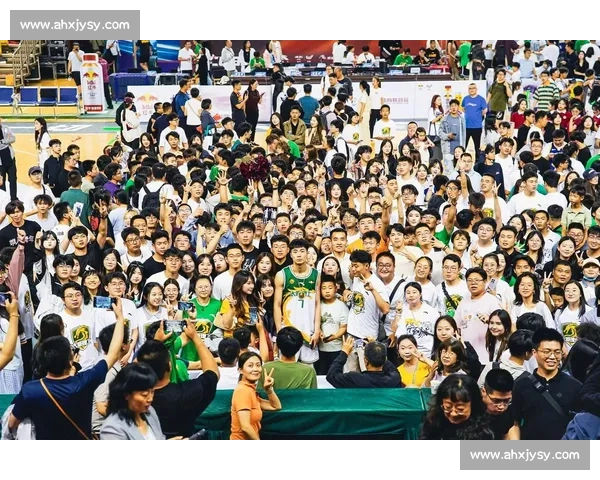 太原理工大学勇夺 2025 全国大学生足球联赛季军