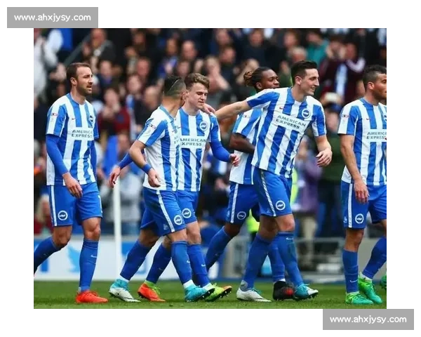 布莱顿 2025-26 主场球衣发布！邓克、吕特领衔演绎蓝白新章