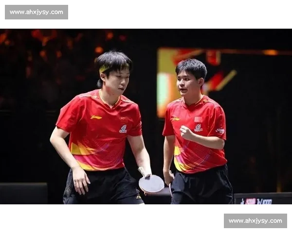 王楚钦驾车违规引争议！王皓对林诗栋严厉，为何对弟子宽松？