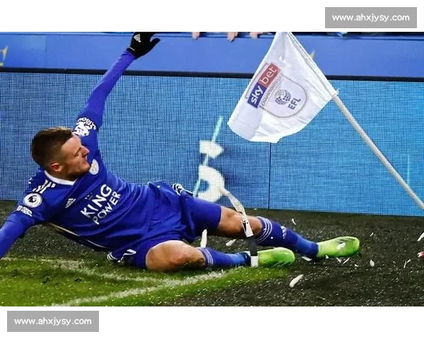 莱斯特城竞逐利兹联锋线多面手格林伍德