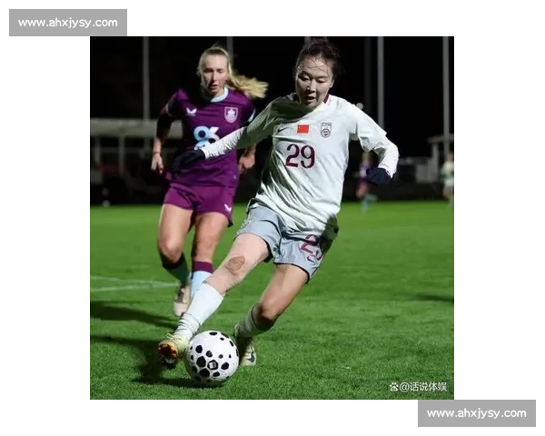 北京女足主场 2-0 完胜广东队 王珊珊王新灵建功