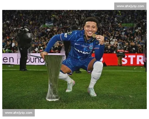 桑乔同意加盟那不勒斯！曼联 2140 万英镑标价，薪资分歧成最大障碍