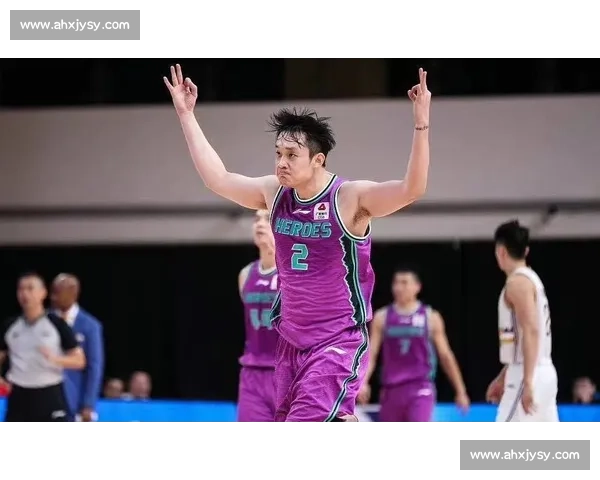 张庆鹏合同期未满离队天津 转投北控开启执教新篇